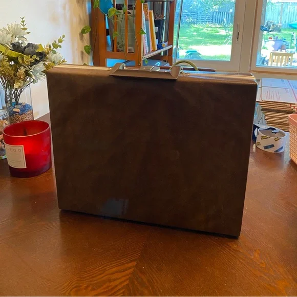 Vintage brown coin collectors briefcase - Picture 3 of 6